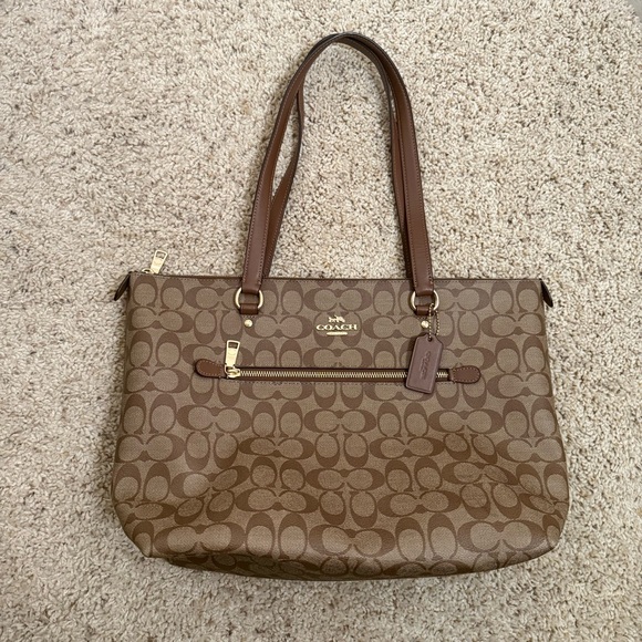 Coach Tan Signature Tote Bag - Picture 3 of 14